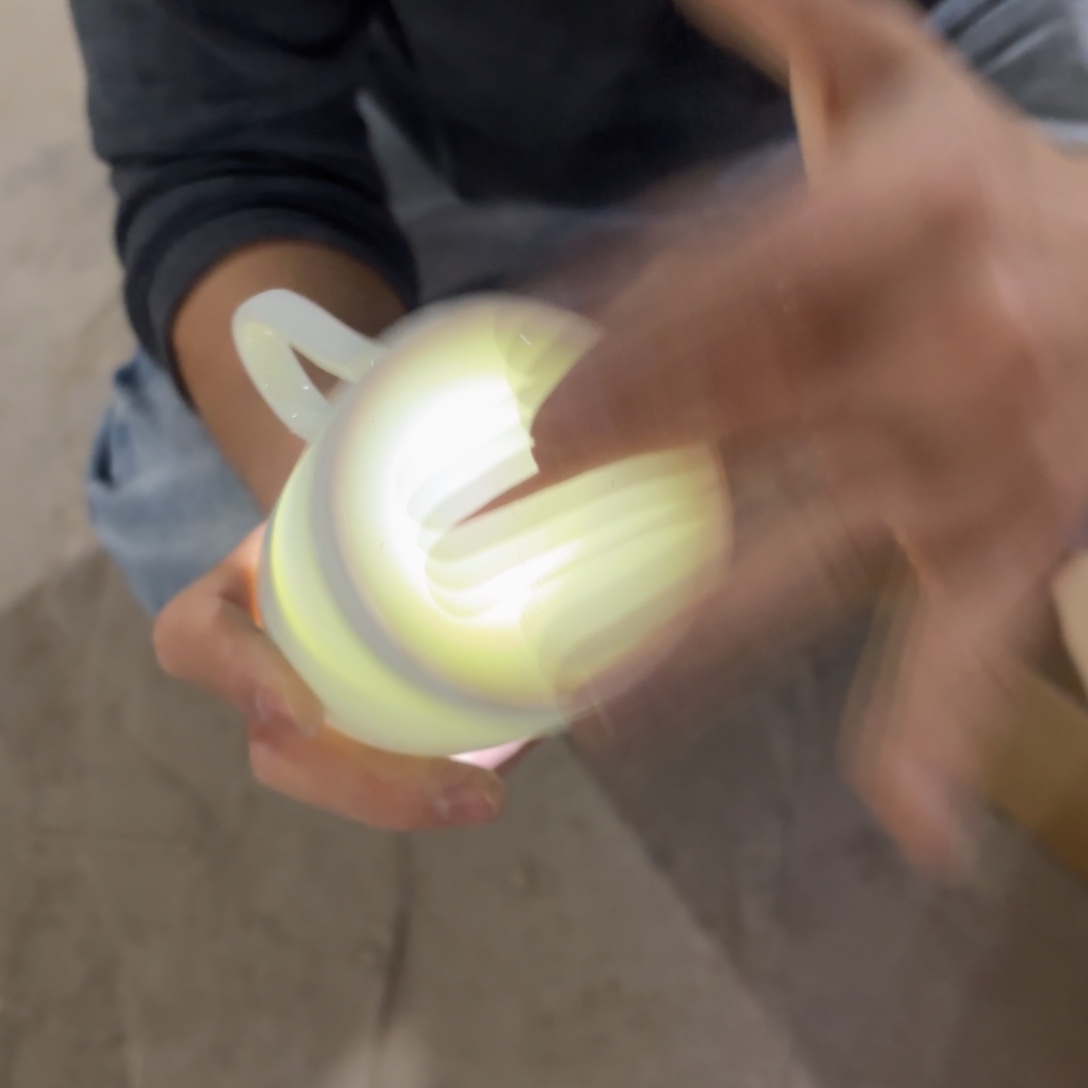 白色高脚马克杯2只微瑕