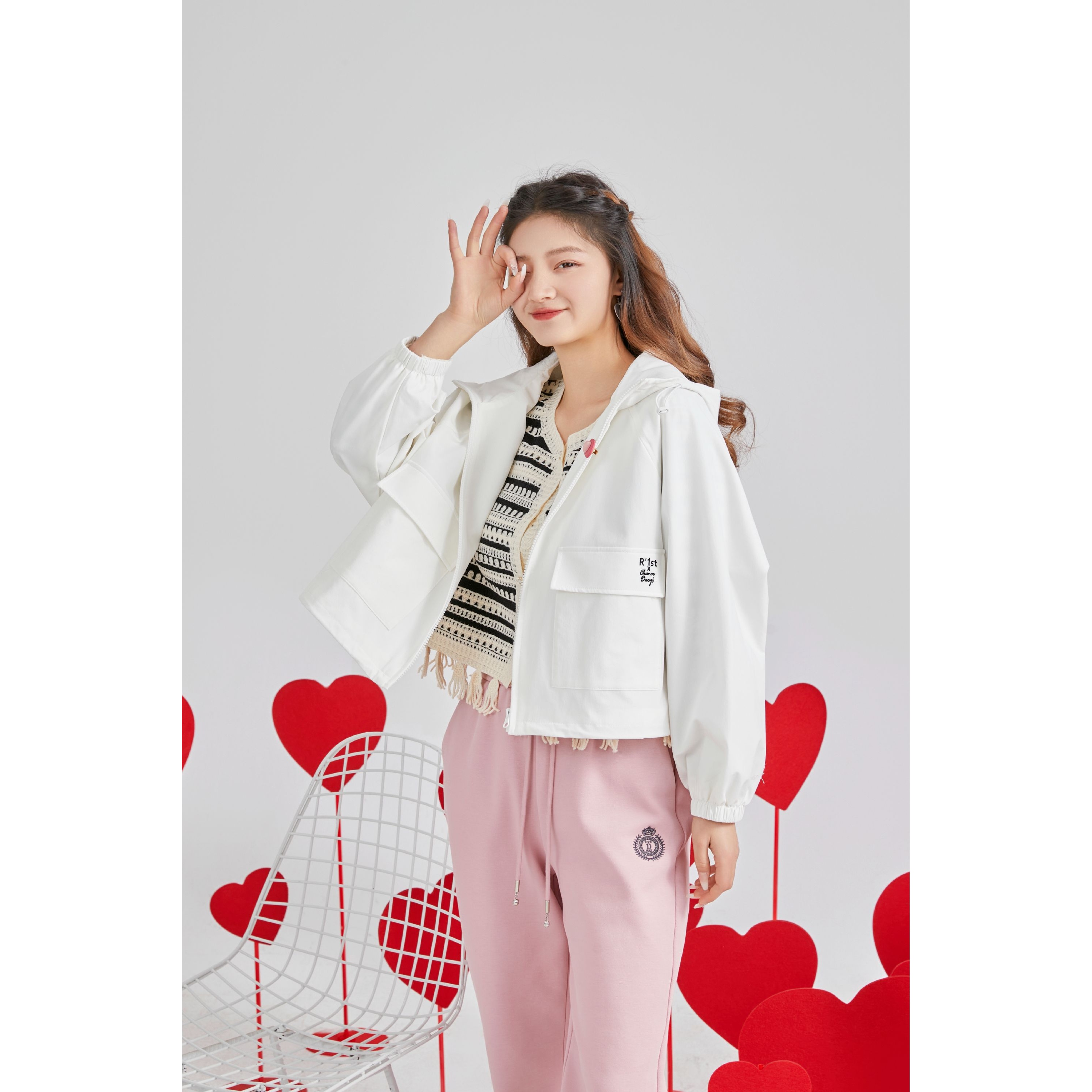 朵以2025春季新款短外套风衣上衣微瑕介意勿拍39DC431021