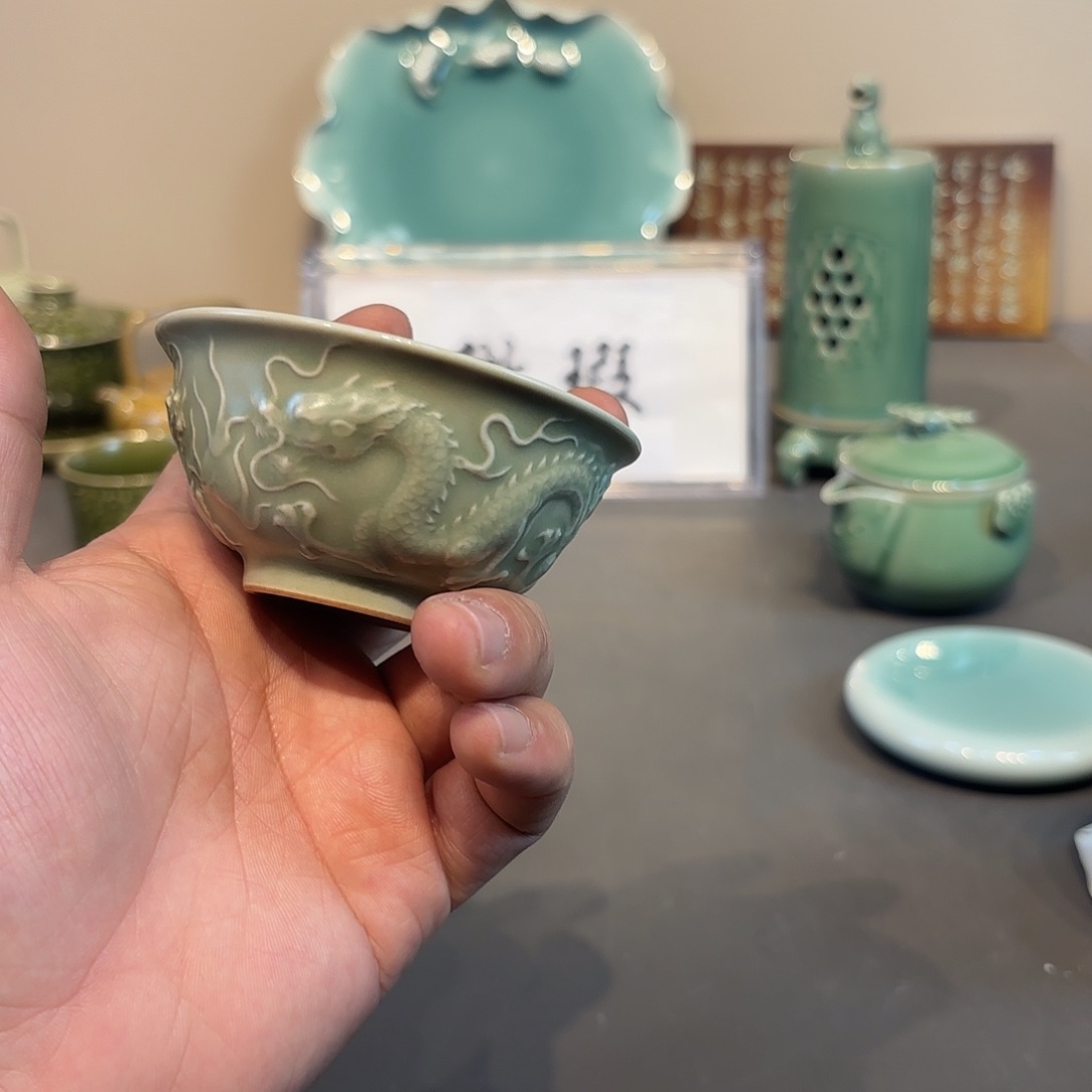 瓷片龙泉青瓷福利青瓷