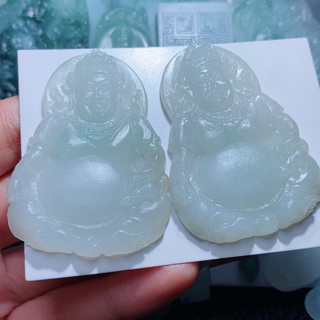定制翡翠未镶嵌毛货付款后确认抛光