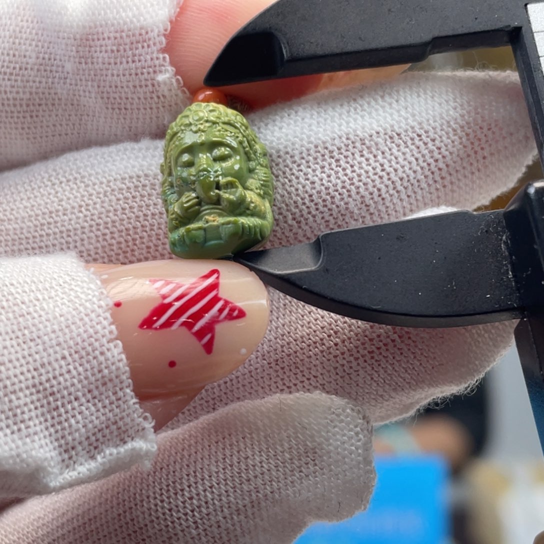 绿松石未镶嵌挂件