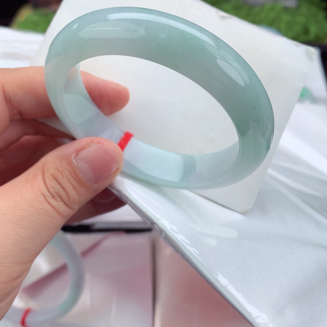 翡翠未镶嵌手镯纯天然缅甸