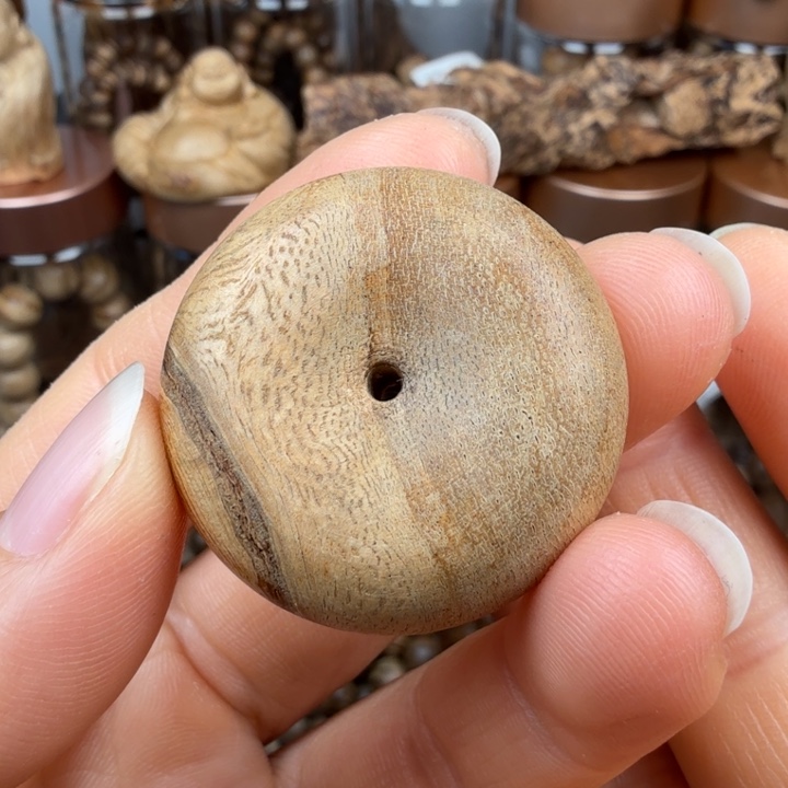 沉香沉香碎屑柬埔寨平安扣5.2克