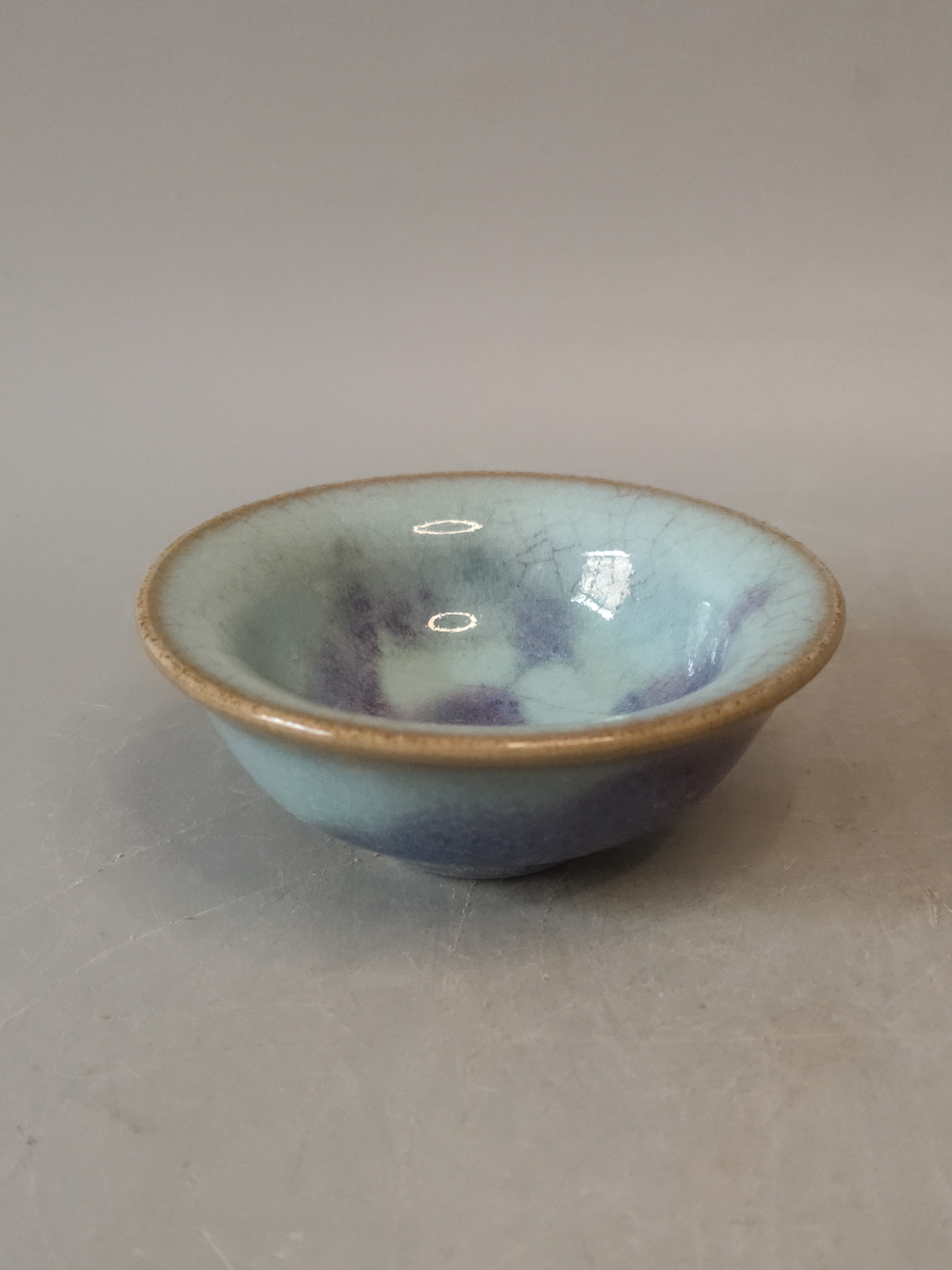 钧窑小碗，茶盏，口直径8cm，高3cm ，老钧瓷，旧藏，喜欢的来