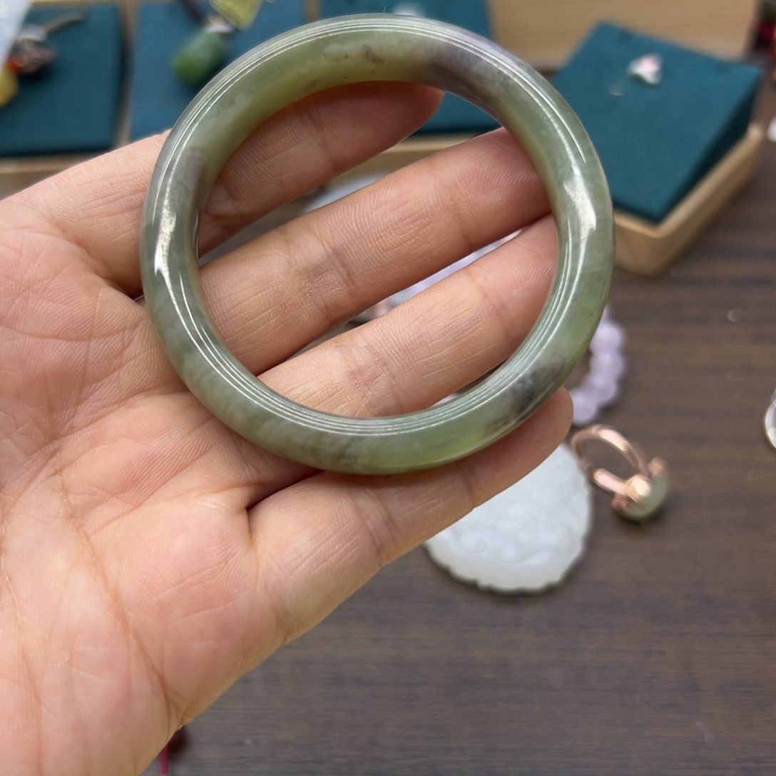 和田玉未镶嵌手镯52.8圈围1415