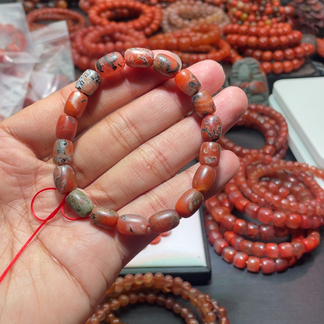 南红玛瑙手链未镶嵌