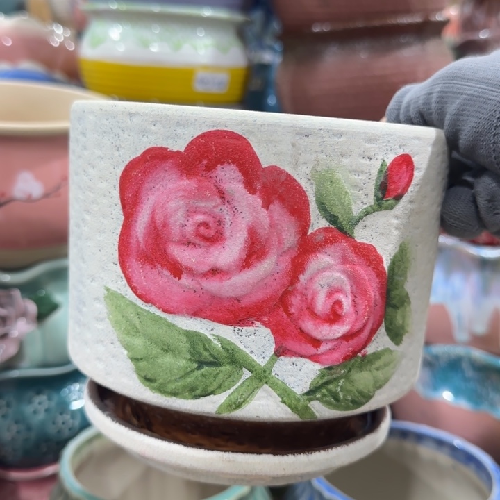 凑9米包邮，有孔，陶瓷花盆