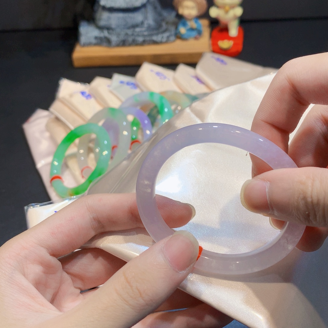 翡翠未镶嵌手镯翡翠手镯52圈口贵妃