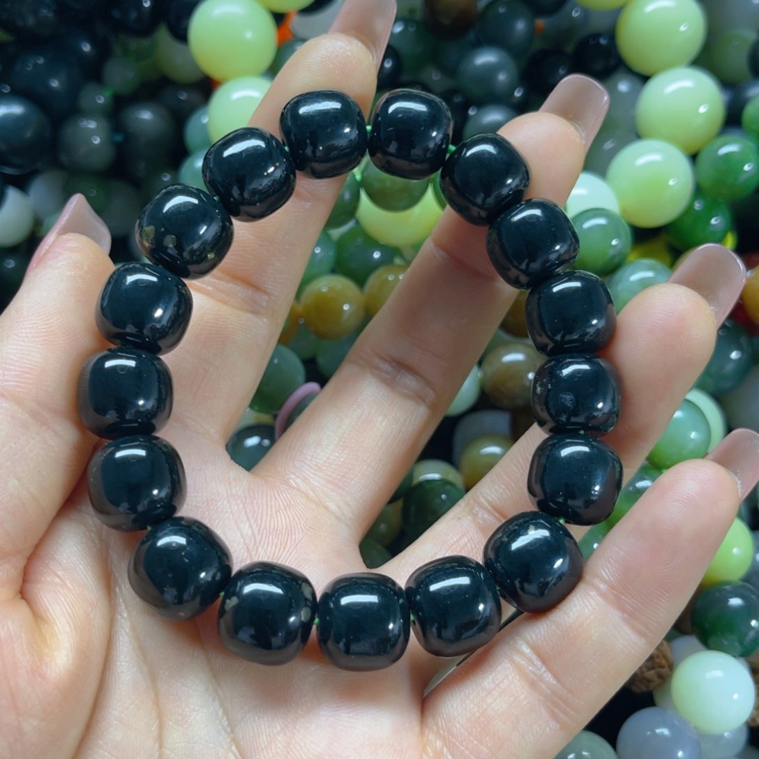 手链未镶嵌和田玉