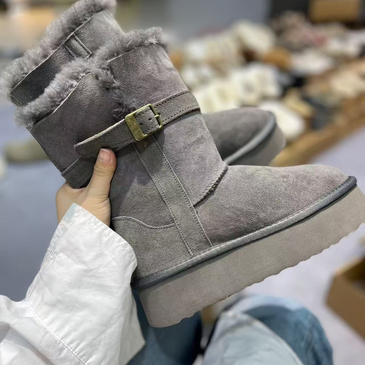 【骑士靴全新未拆封】秋冬桑坡雪地靴羊皮毛一体时尚百搭短/中筒