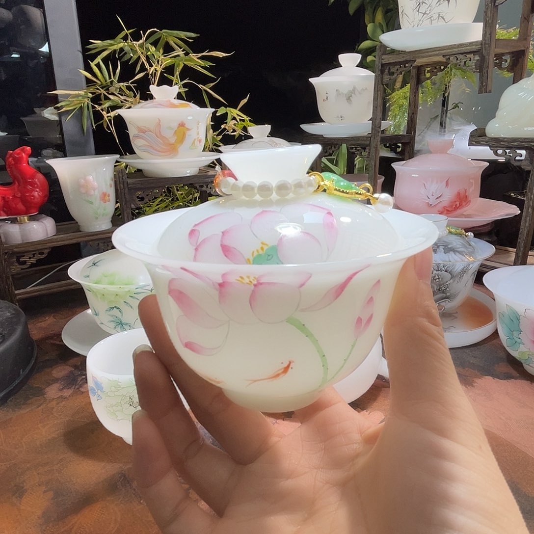 璞玉釉烧手绘并蒂莲150ml