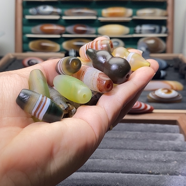 羽***鹤玛瑙/玉髓未镶嵌吊坠(不含链)