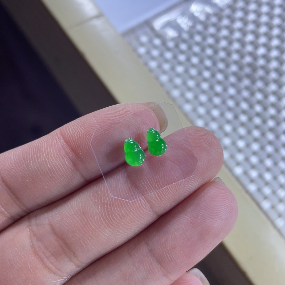 未镶嵌定制翡翠葫芦