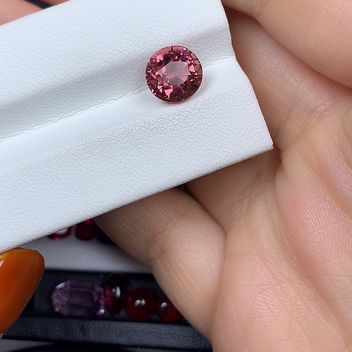 裸石碧玺未镶嵌3.23ct粉碧玺