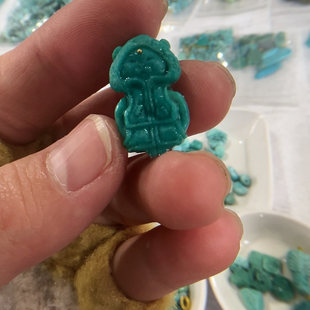 绿松石配饰未镶嵌