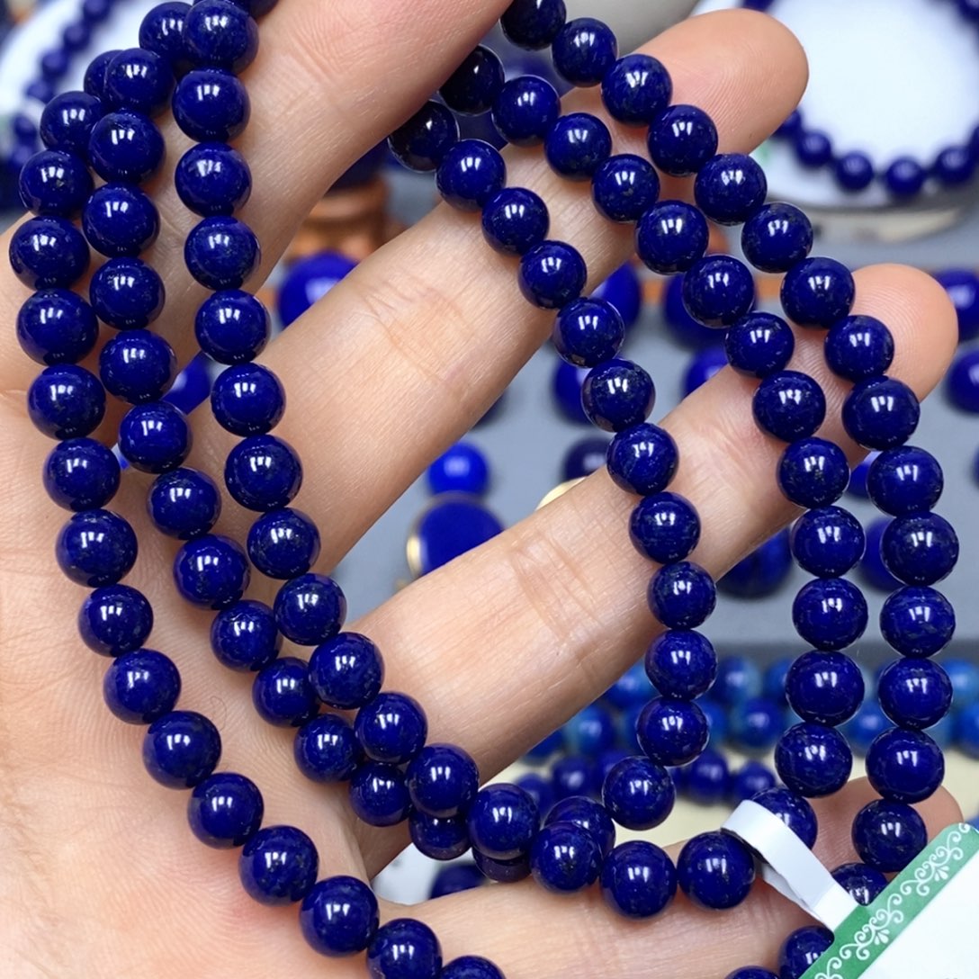 青金石未镶嵌颈饰