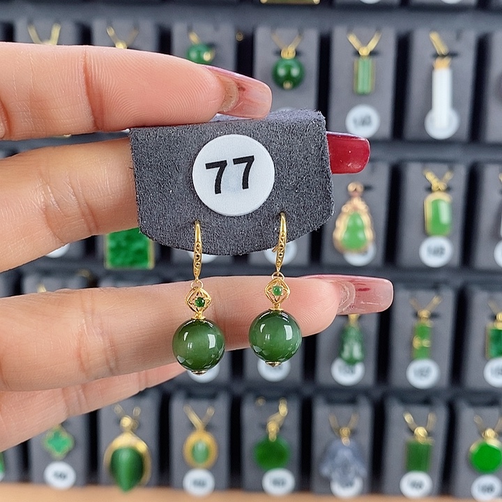 和田玉耳饰18K金镶嵌