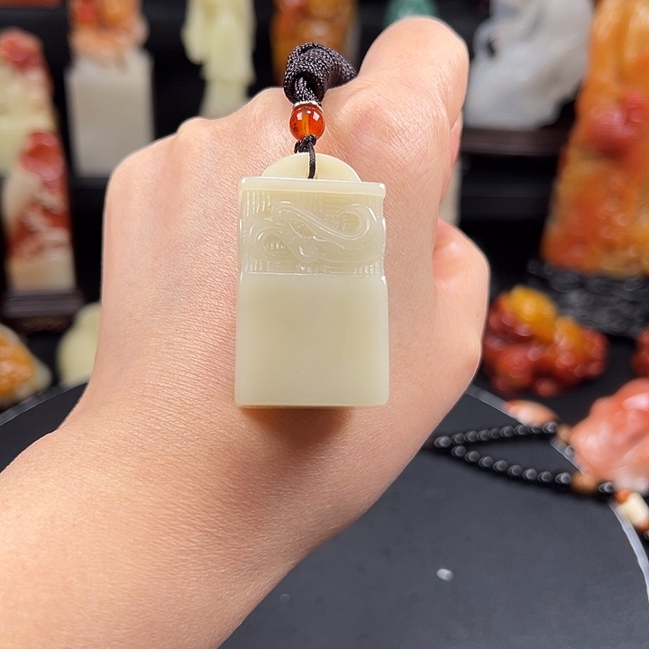 寿山石老性芙蓉石