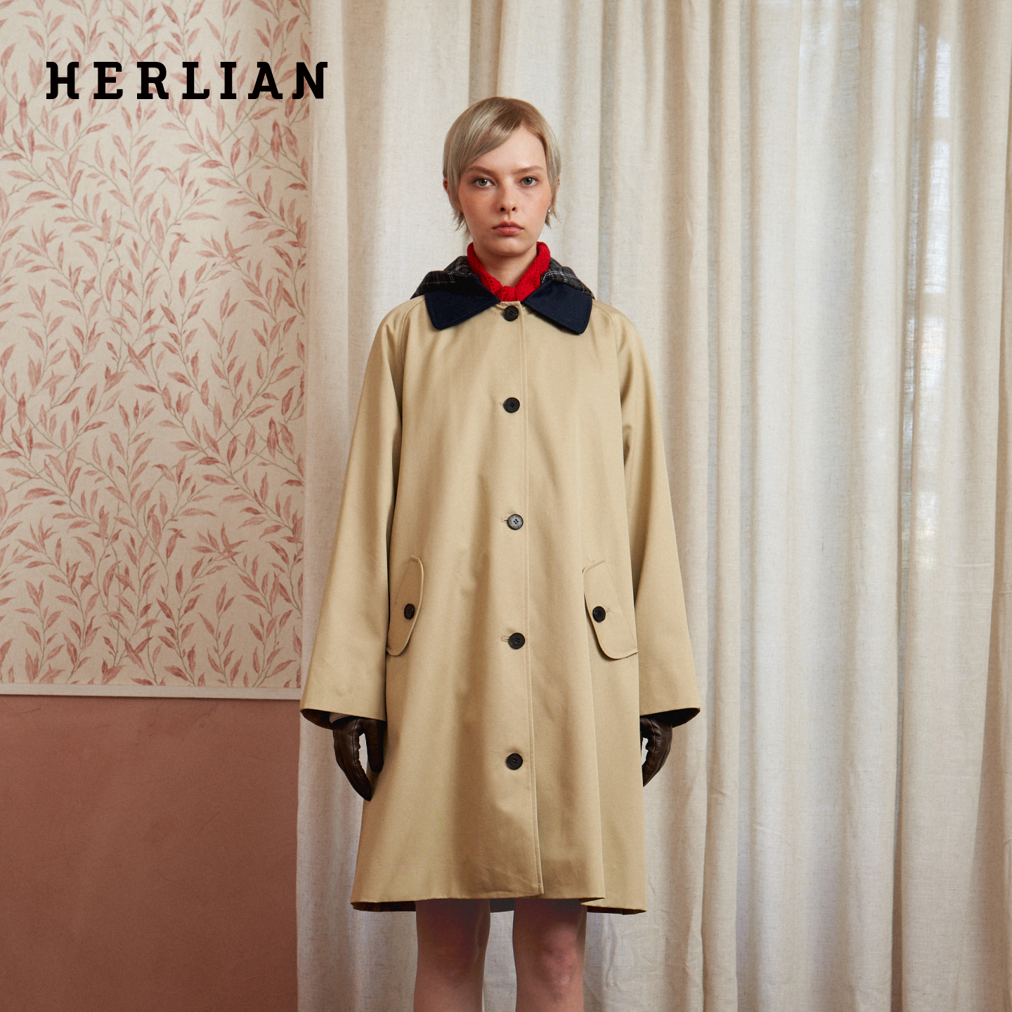 HERLIAN 2025冬季新品 格纹可拆卸内胆连帽长款风衣女