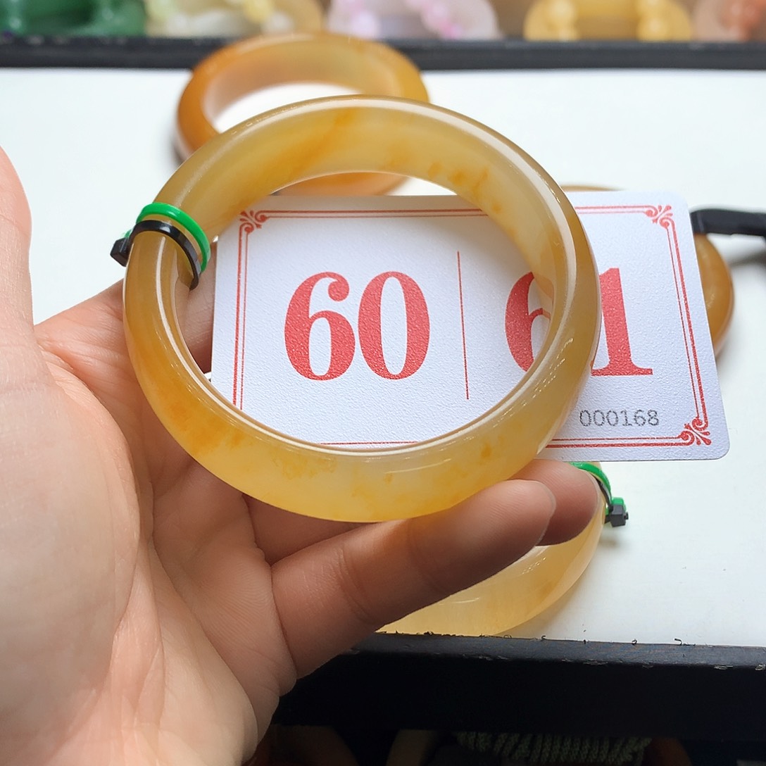 未镶嵌石英质玉（黄龙玉）手镯迷***海