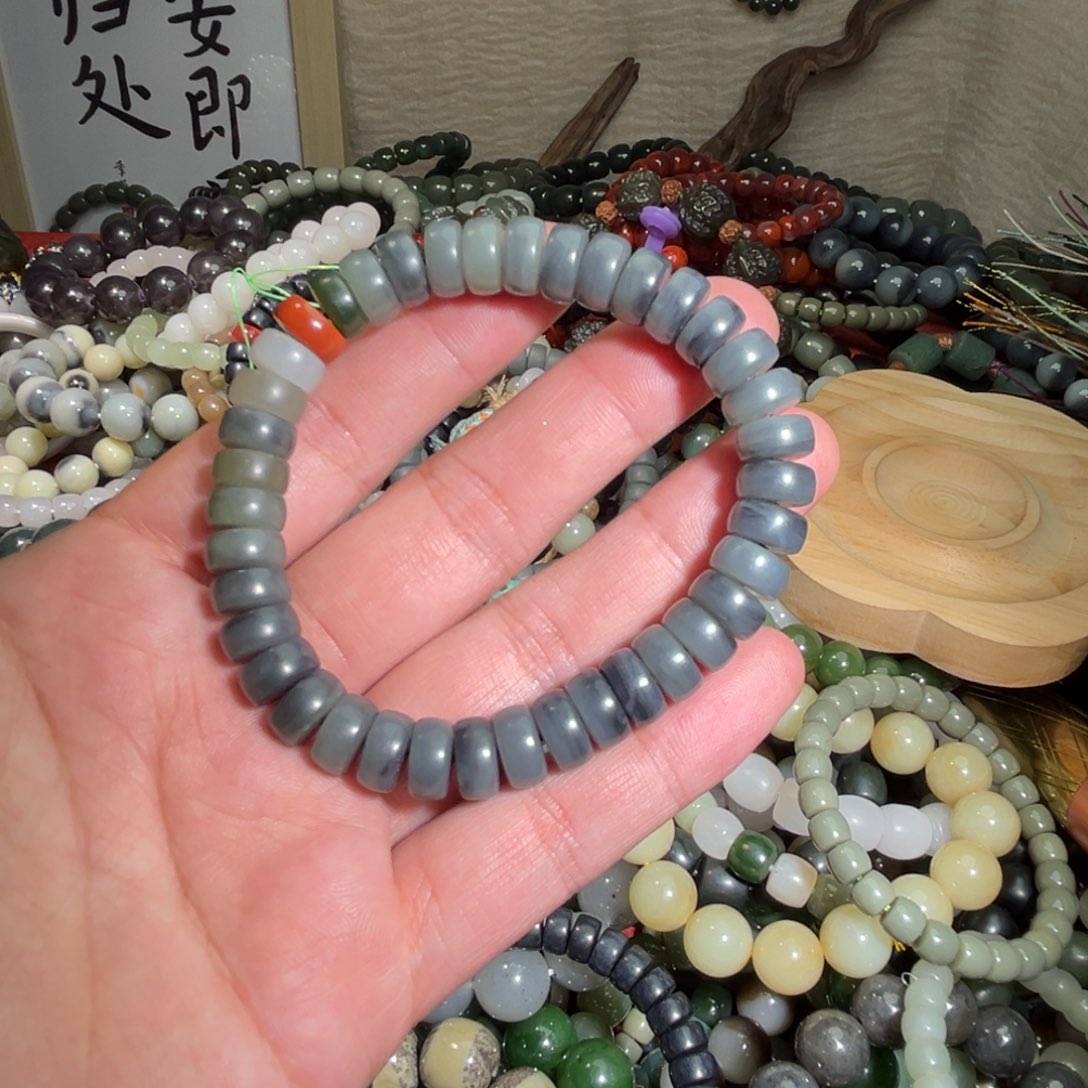 和田玉手链未镶嵌