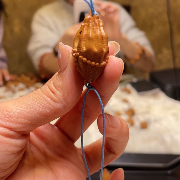 橄榄核吊坠橄榄核