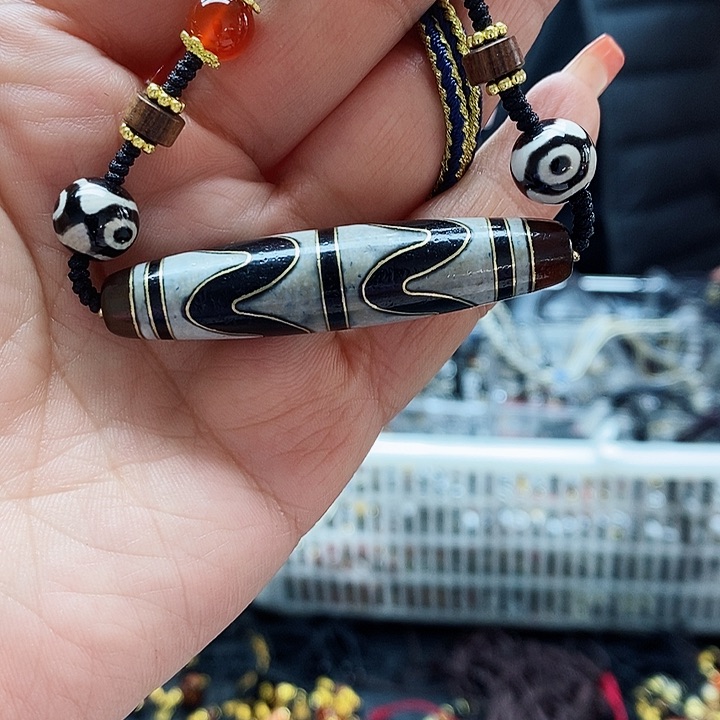 玛瑙/玉髓颈饰合金