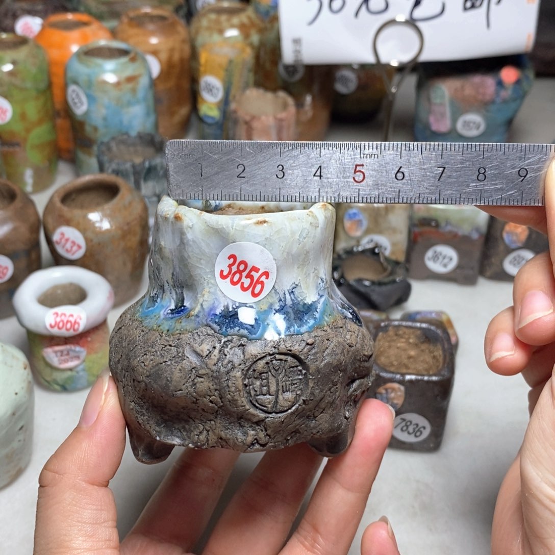 原价32的特价处理不退换，默认微瑕