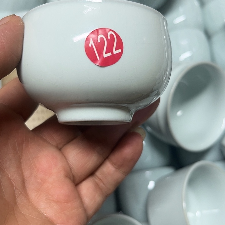 C***r哈哈原产地原矿釉汝瓷微瑕