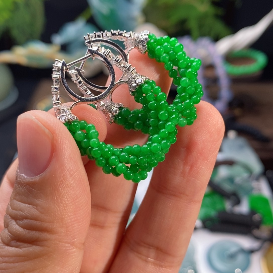 翡翠耳饰18K金镶嵌满绿小米珠耳环