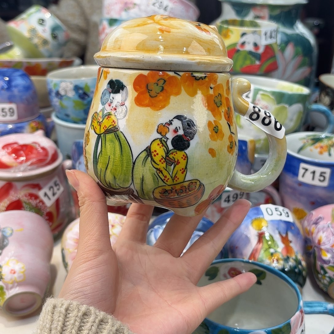 瓷片兔兔好可爱呀打