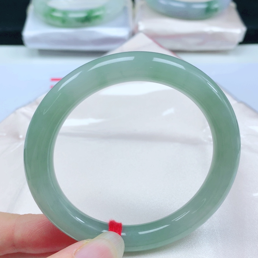 未镶嵌手镯翡翠  编号33 圆条53+