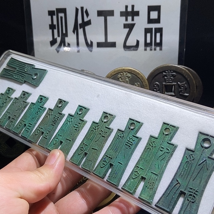 铜现代翻砂制作工艺品