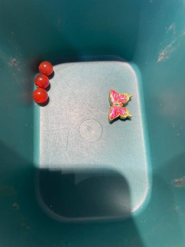                足金a1    加 玛 瑙