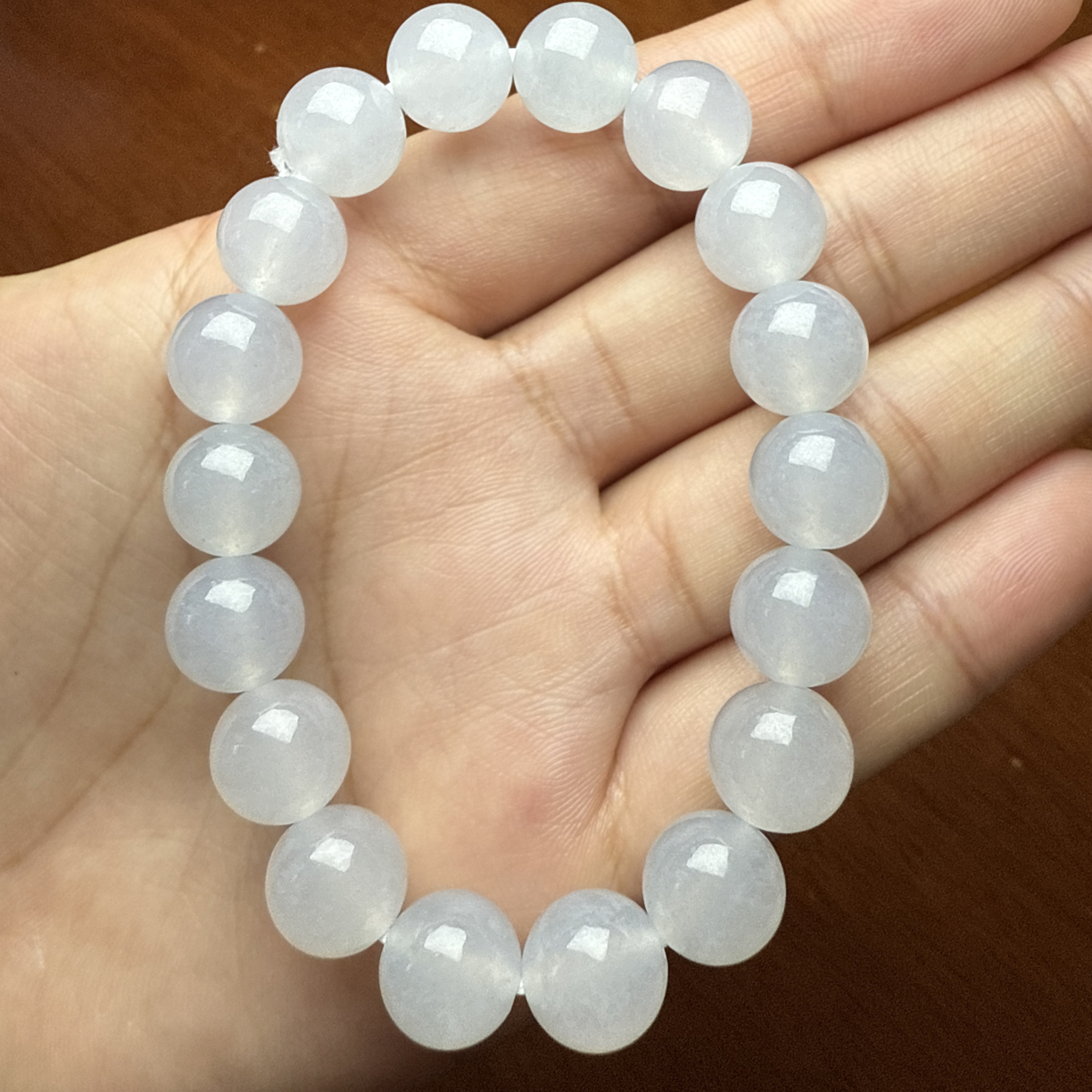 缅甸翡翠A货 糯冰种女神白月光手链10.7mm/17颗