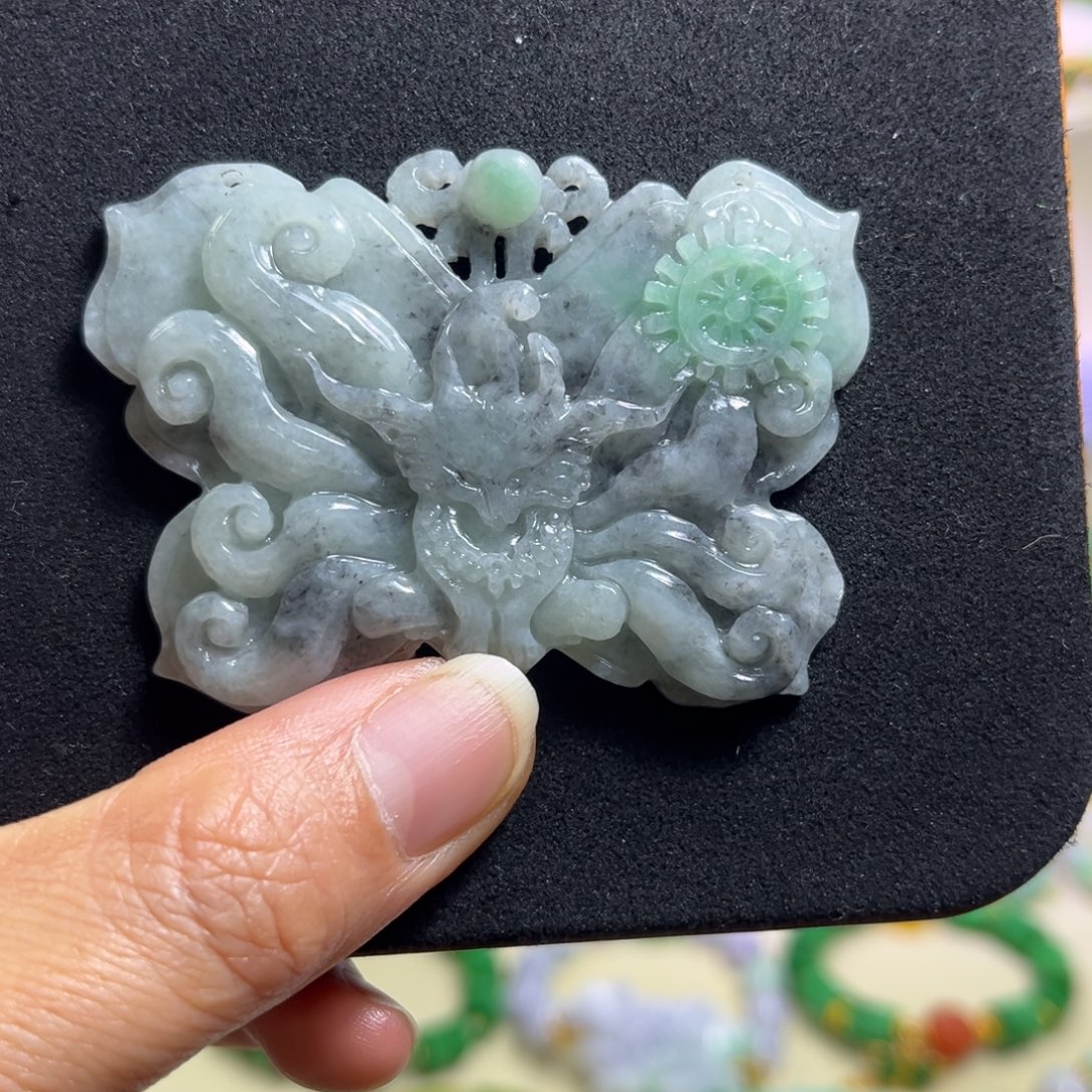 翡翠未镶嵌颈饰天然翡翠