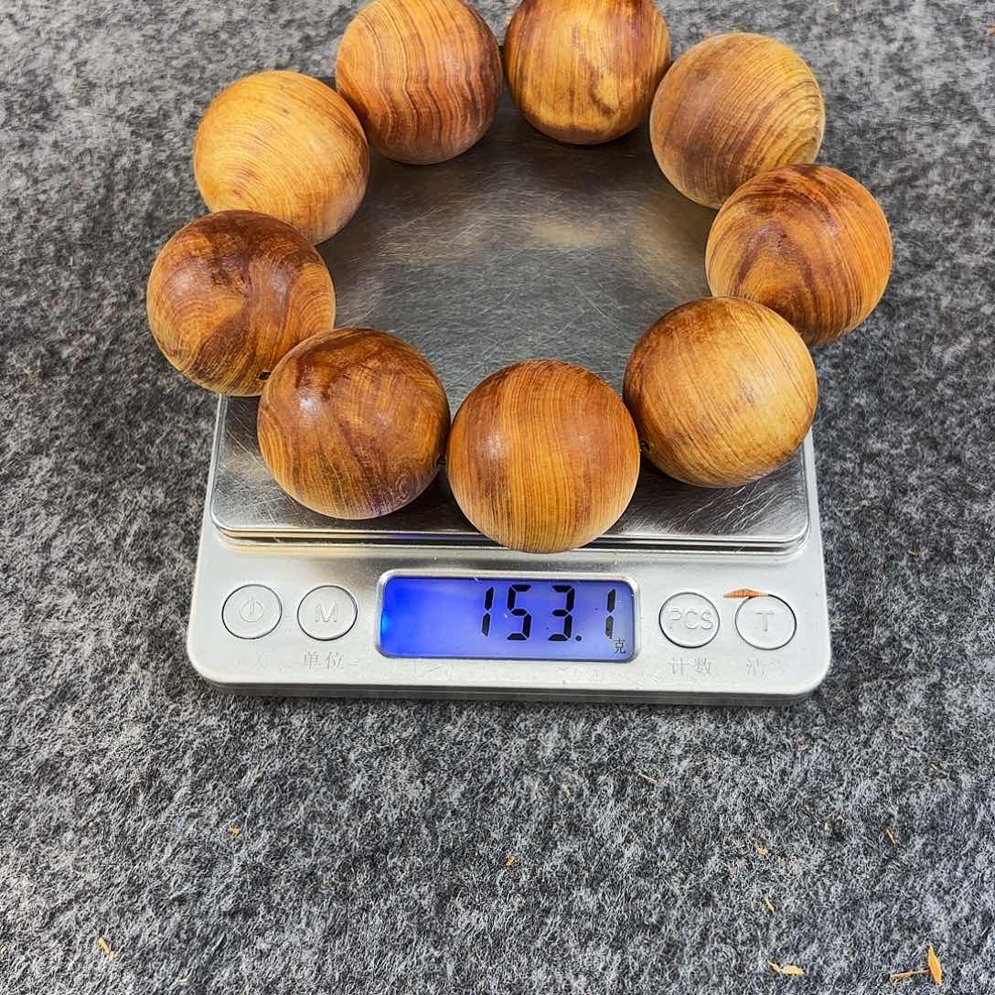 崖柏太行3.0毛珠粗抛 153克➕ 沉水