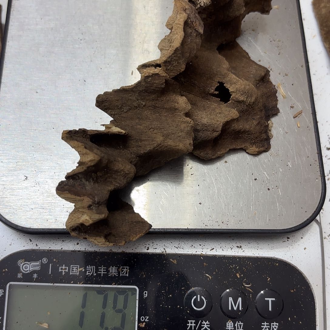 沉香沉香碎屑纵****娃海南沉香17克