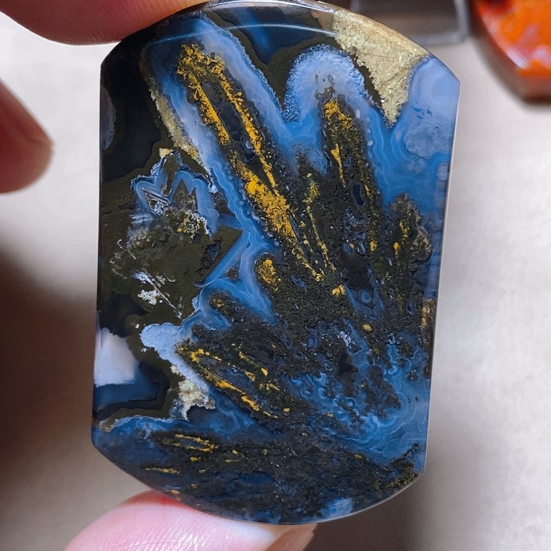 未镶嵌颈饰玛瑙/玉髓?****?