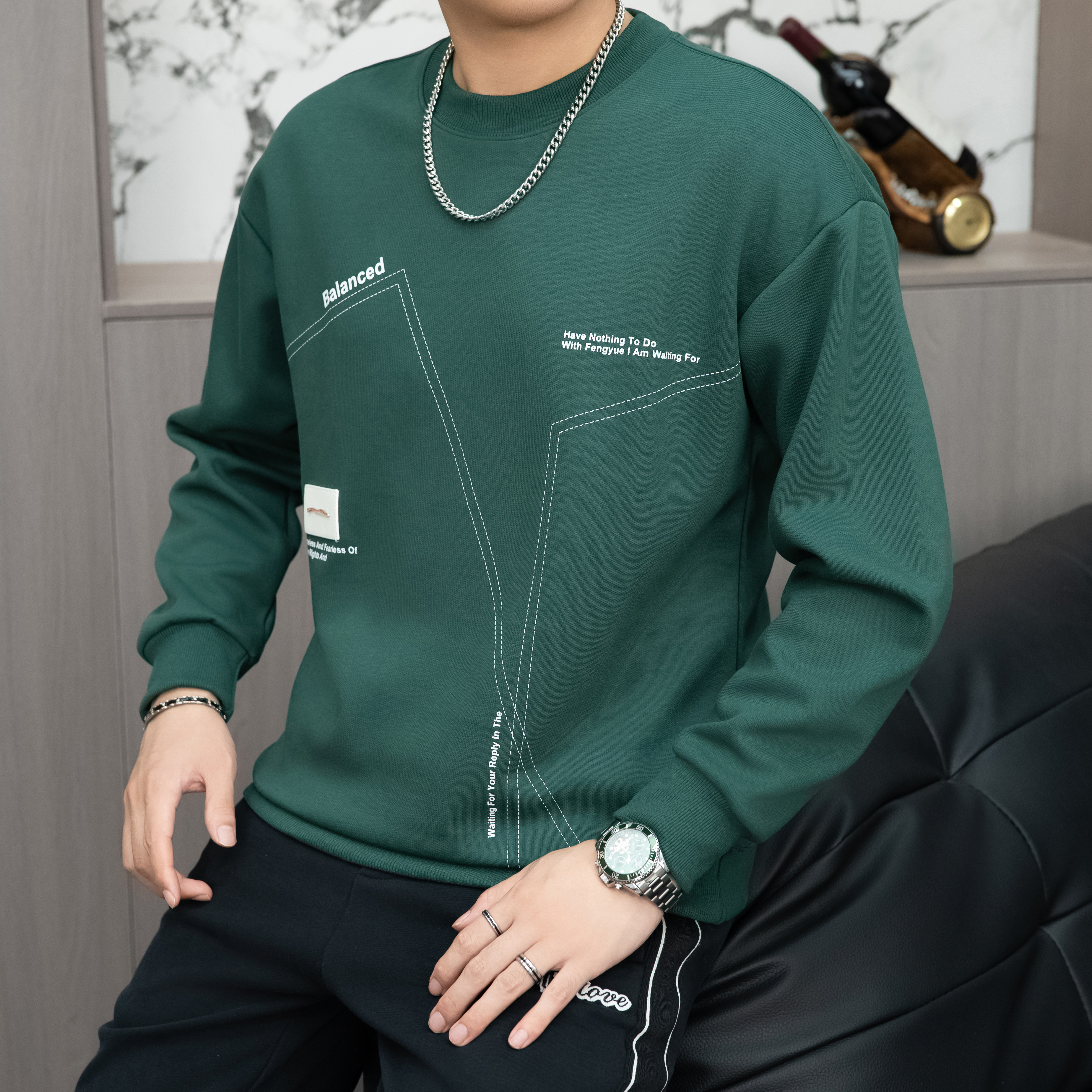 潮长袖秋季吸湿排汗几何卫衣百搭时尚休闲印花男