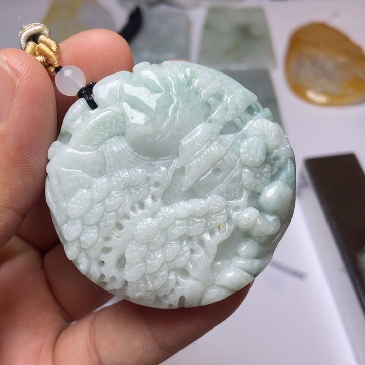 翡翠未镶嵌颈饰翡翠