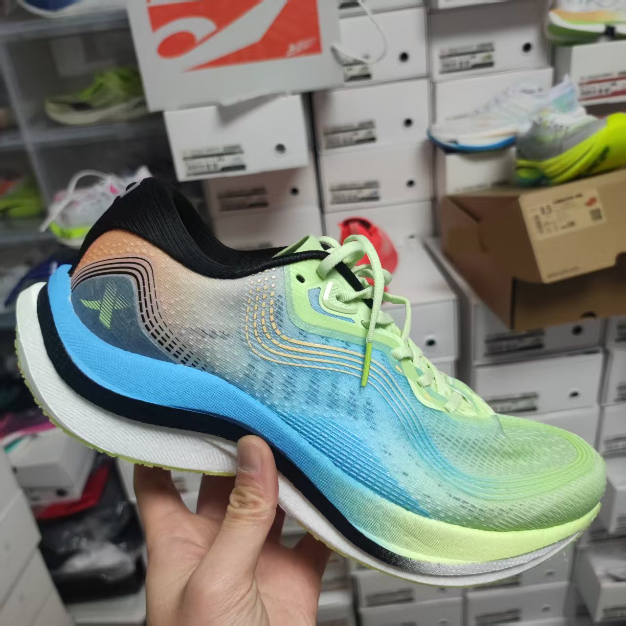 闲置马拉松跑步男子训练运动鞋