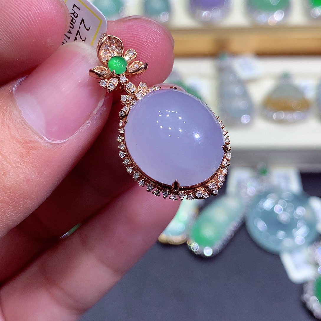 翡翠吊坠(不含链)18K金镶嵌