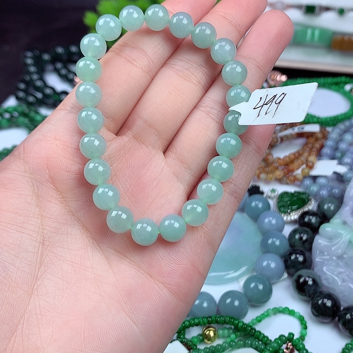 翡翠颈饰未镶嵌手串