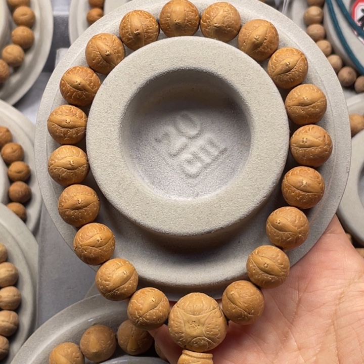 凤眼菩提吊坠手串 13 182