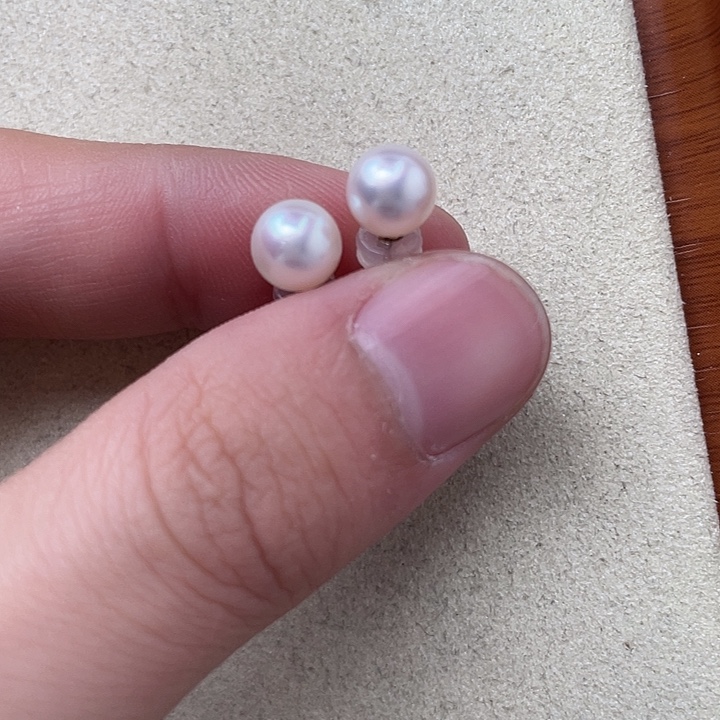 海水珍珠耳饰18K金镶嵌