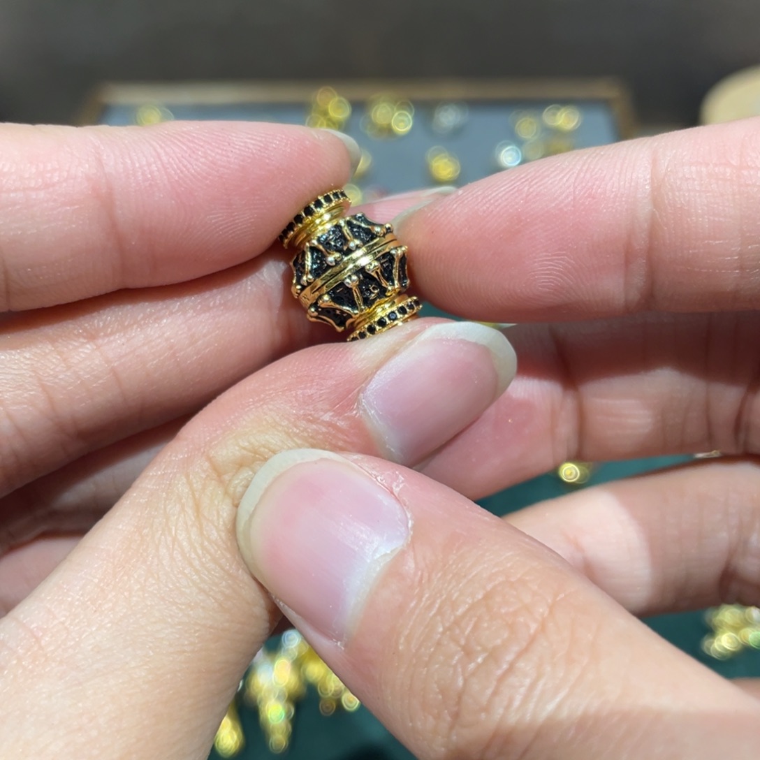 12梵金古珠轴一套