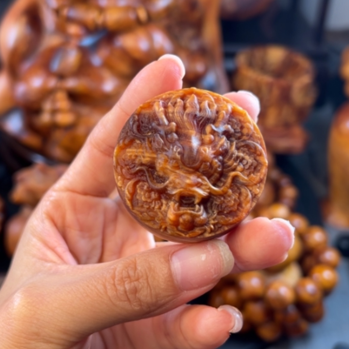 【闪购商品】松木（琥珀木）把件