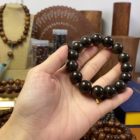 老山檀香阴沉1.5手串