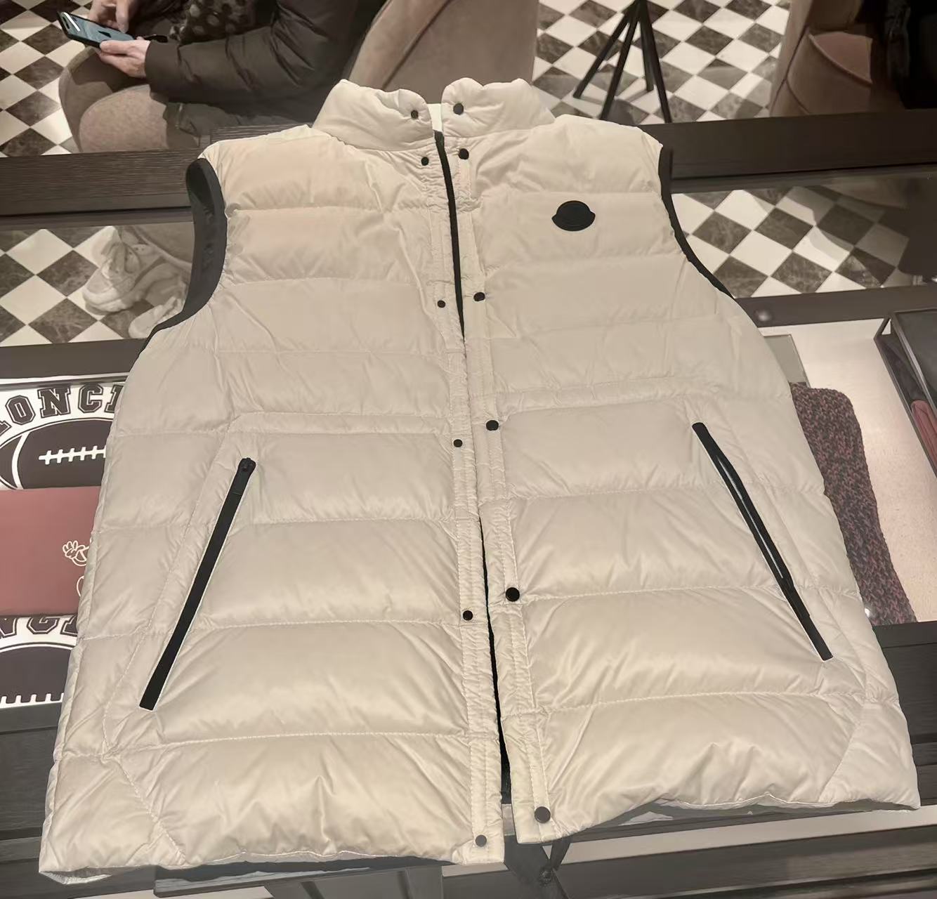 全新未使用 MONCLER 盟可睐蒙口/GG/plaret男士背心马甲